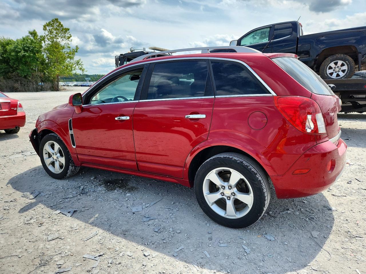 2015 Chevrolet Captiva Lt - Image 2
