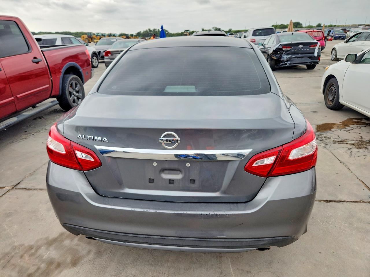 2016 Nissan Altima 2.5 S - Image 6