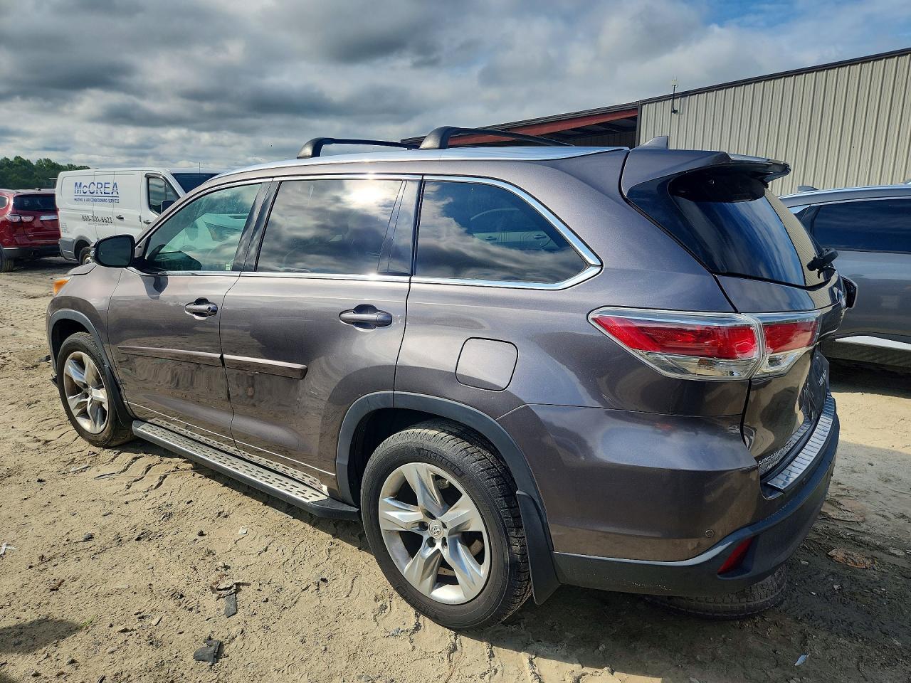 2015 Toyota Highlander Limited - Фото 2