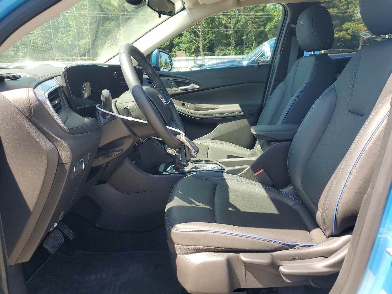 2025 Buick Encore Gx Sport Touring - Image 7