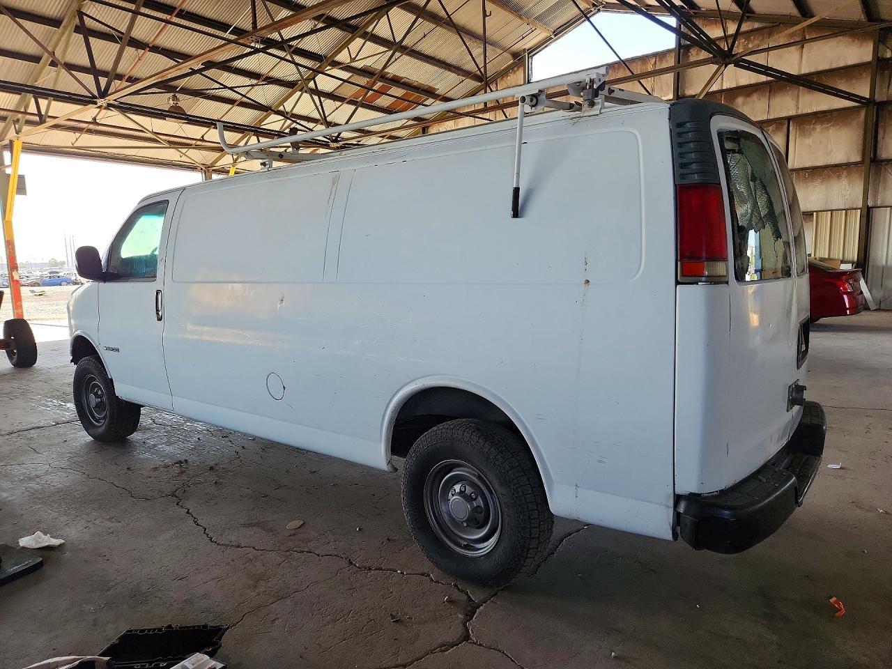 1999 Chevrolet Express G3500 - Фото 2