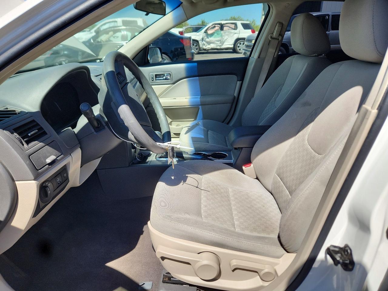 2010 Ford Fusion S - Image 7