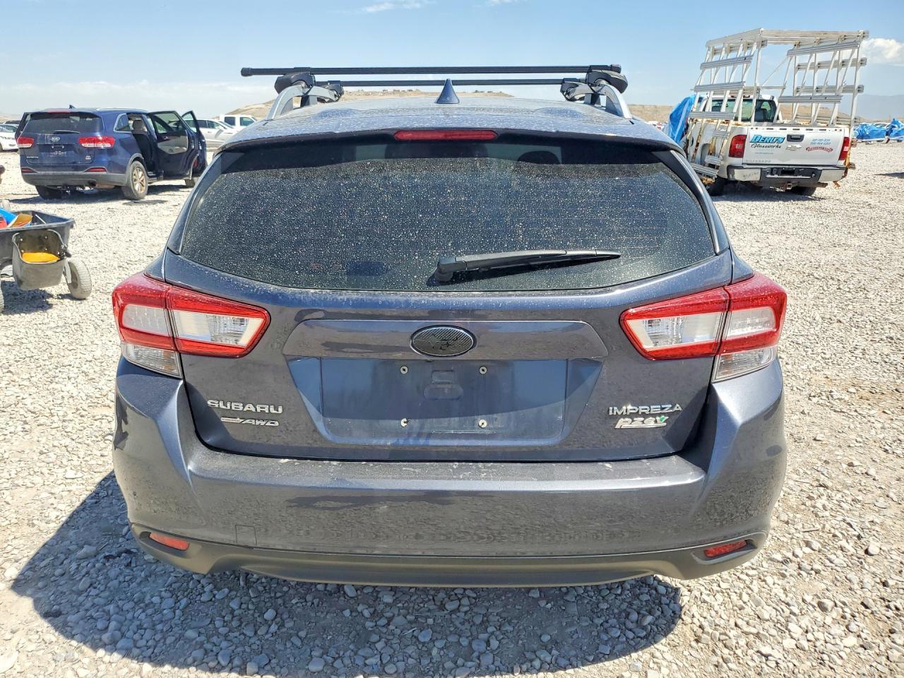 2017 Subaru Impreza Premium - Фото 6