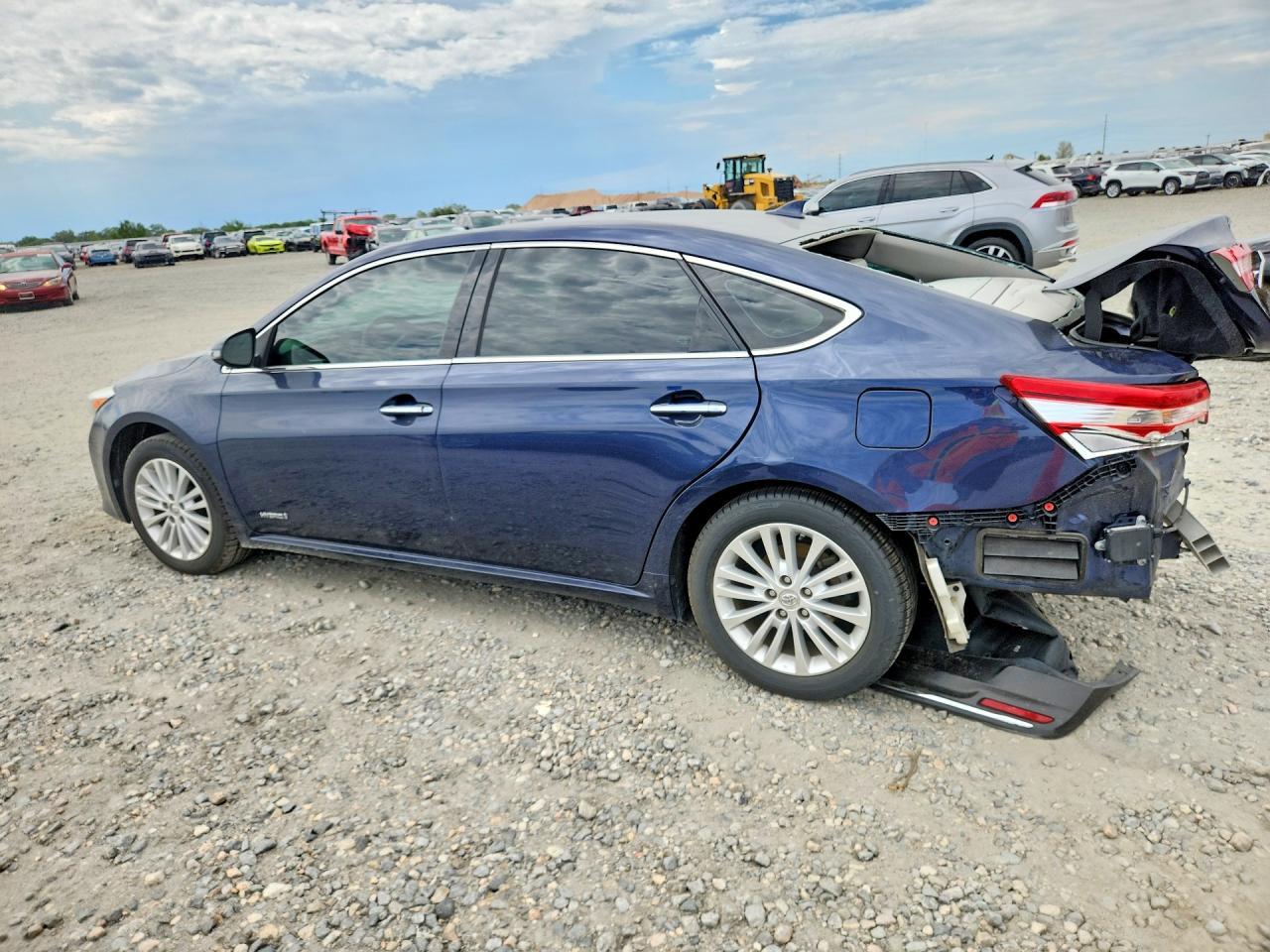 2014 Toyota Avalon Hybrid Limited - Фото 2