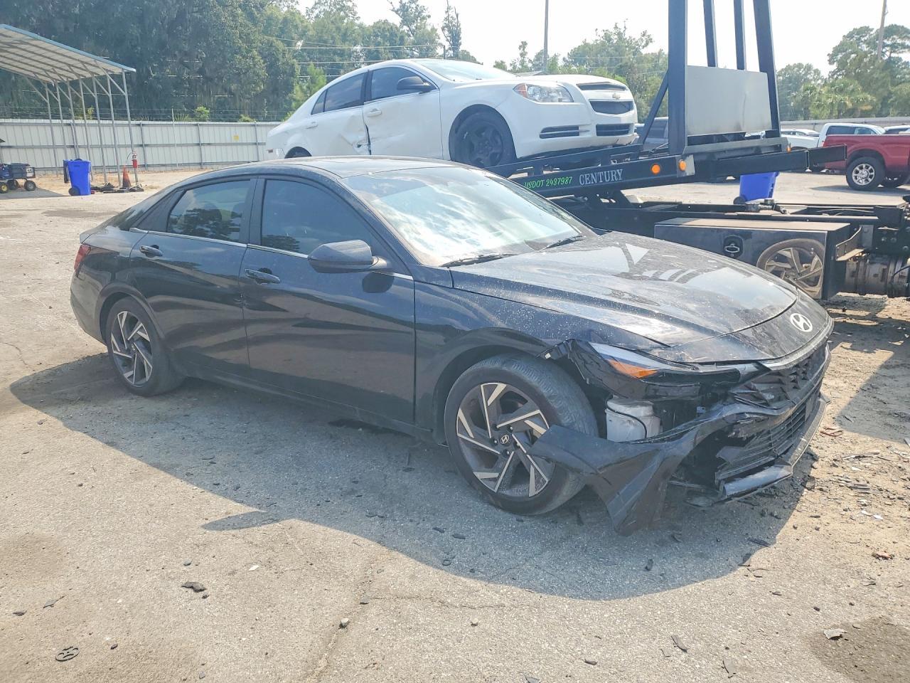2025 Hyundai Elantra Sel - Фото 4