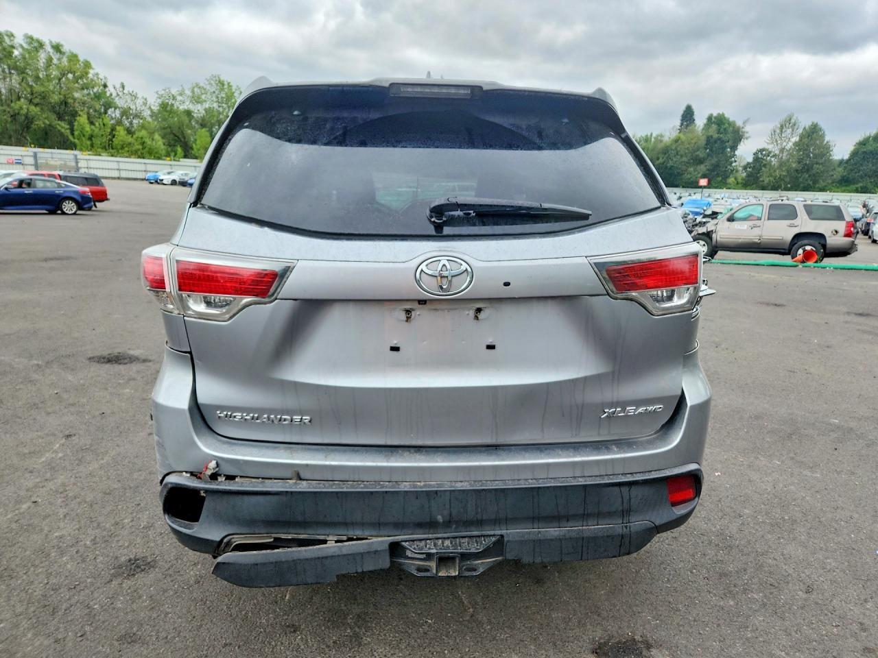 2015 Toyota Highlander Xle - Фото 6