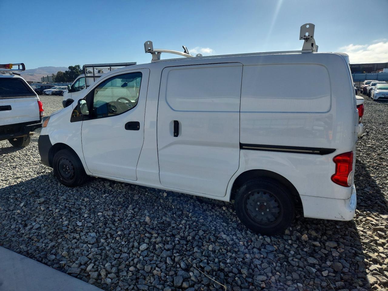 2021 Nissan Nv200 Sv - Image 2