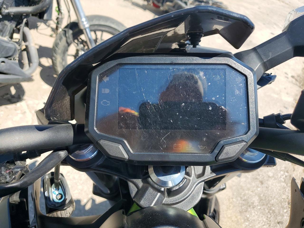 2022 Kawasaki Er650 L - Фото 7