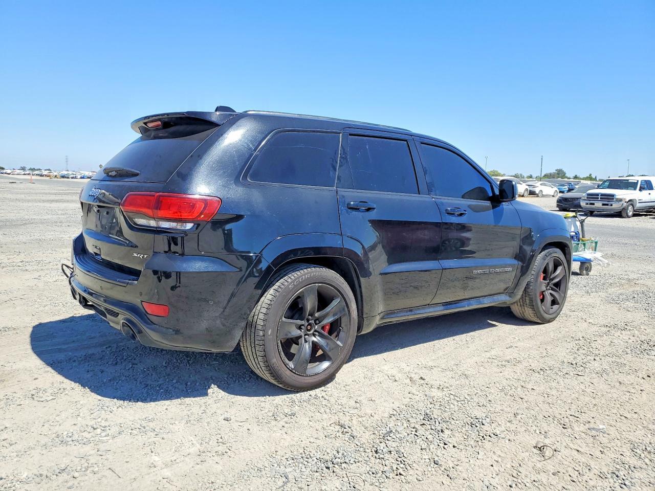 2017 Jeep Grand Cherokee Srt-8 - Image 3