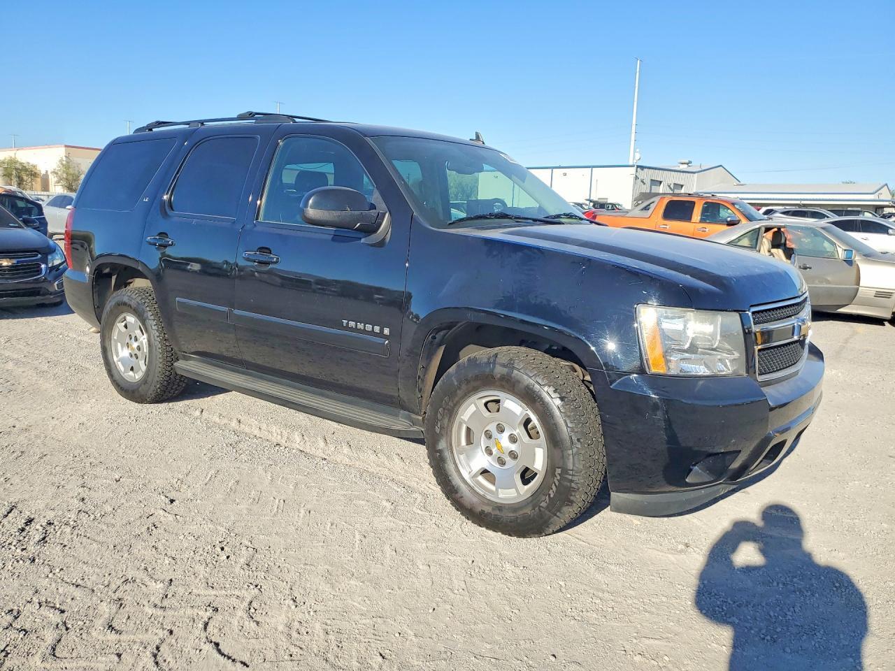 2008 Chevrolet Tahoe C1500 - Фото 4