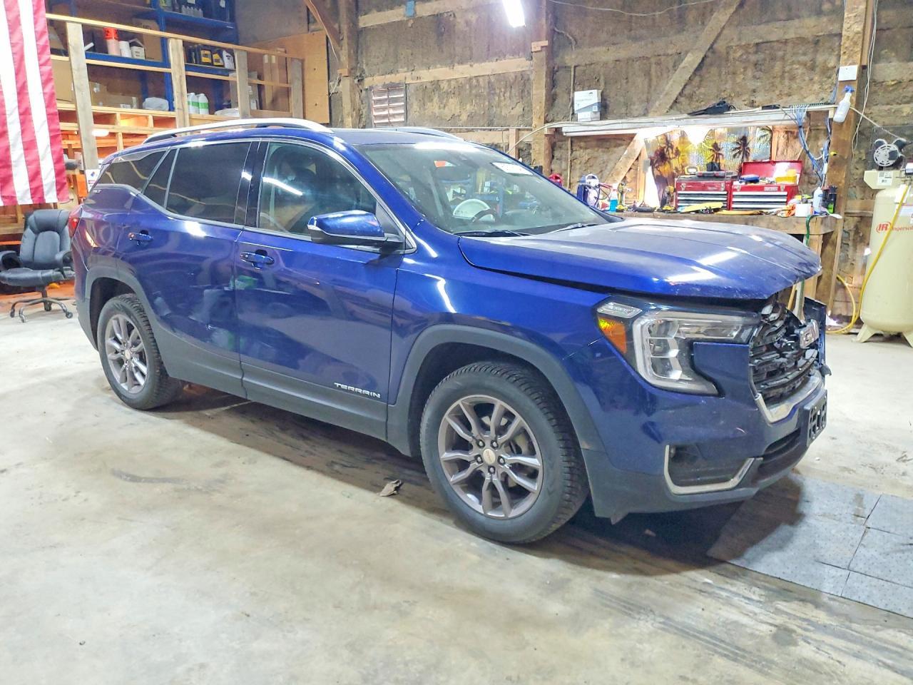 2022 GMC Terrain Slt - Image 4