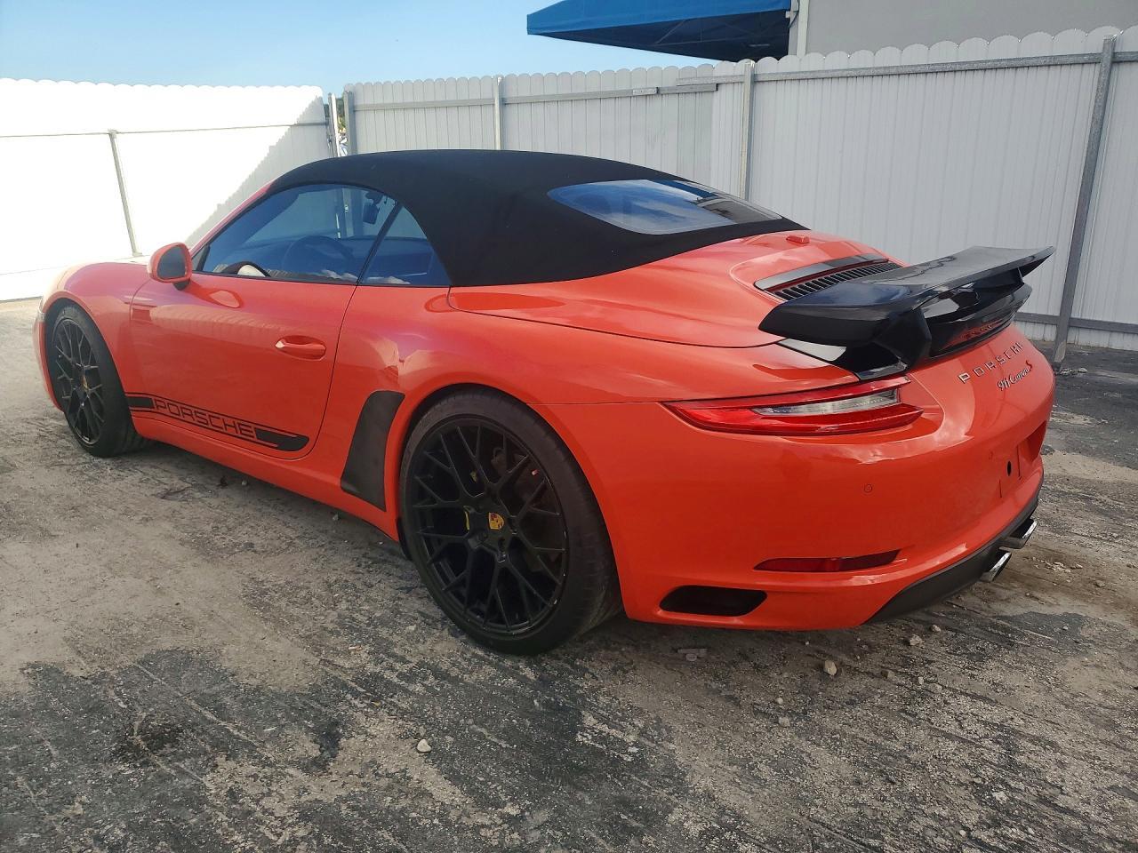 2017 Porsche 911 Carrera - Фото 2