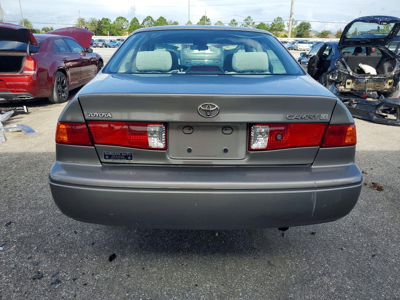 2001 Toyota Camry Ce - Image 6