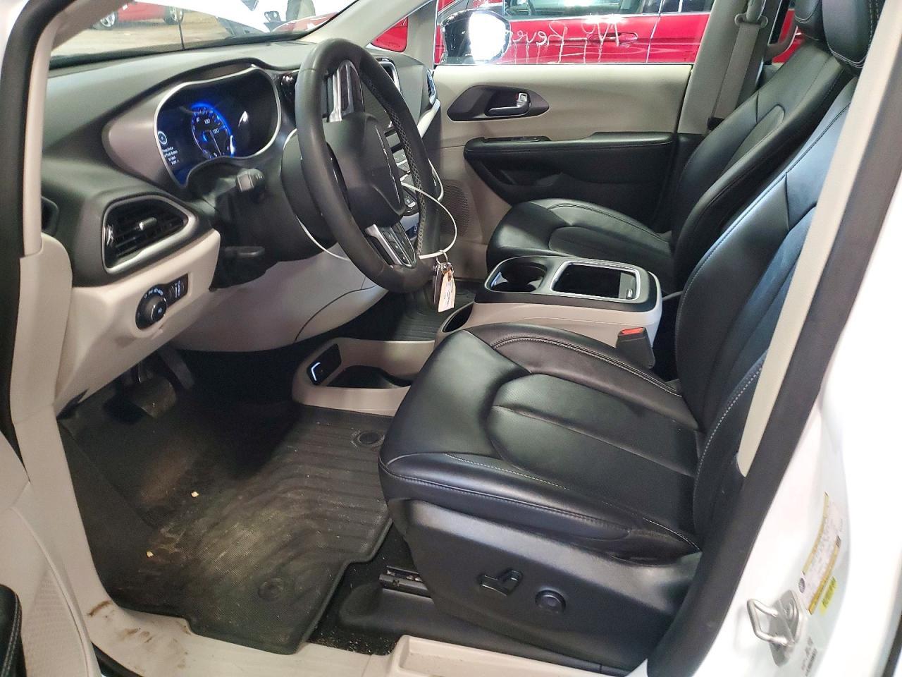 2024 Chrysler Pacifica Touring L - Фото 7