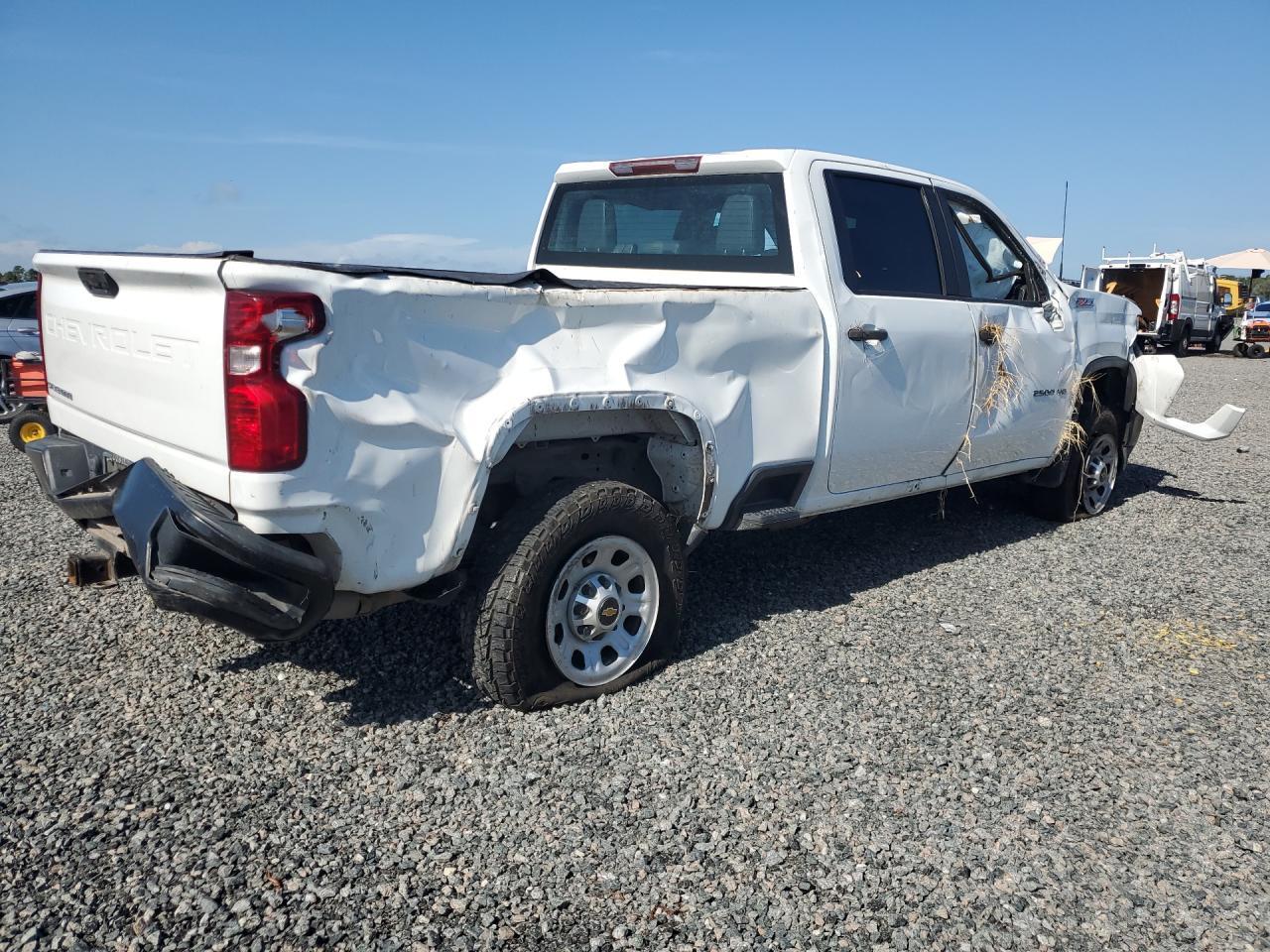 2020 Chevrolet Silverado K2500 Heavy Duty - Image 3