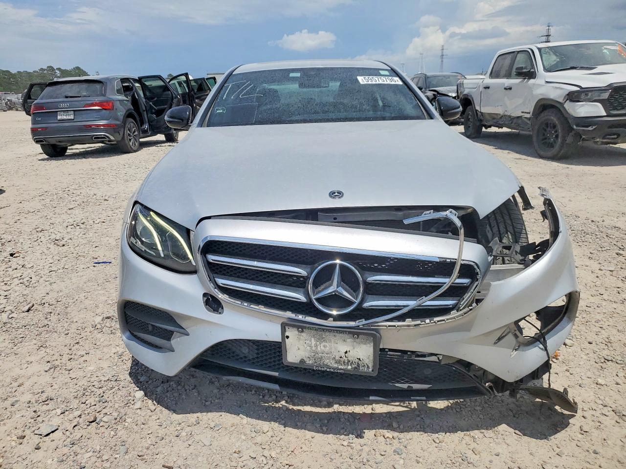 2018 Mercedes-Benz E 300 - Фото 5