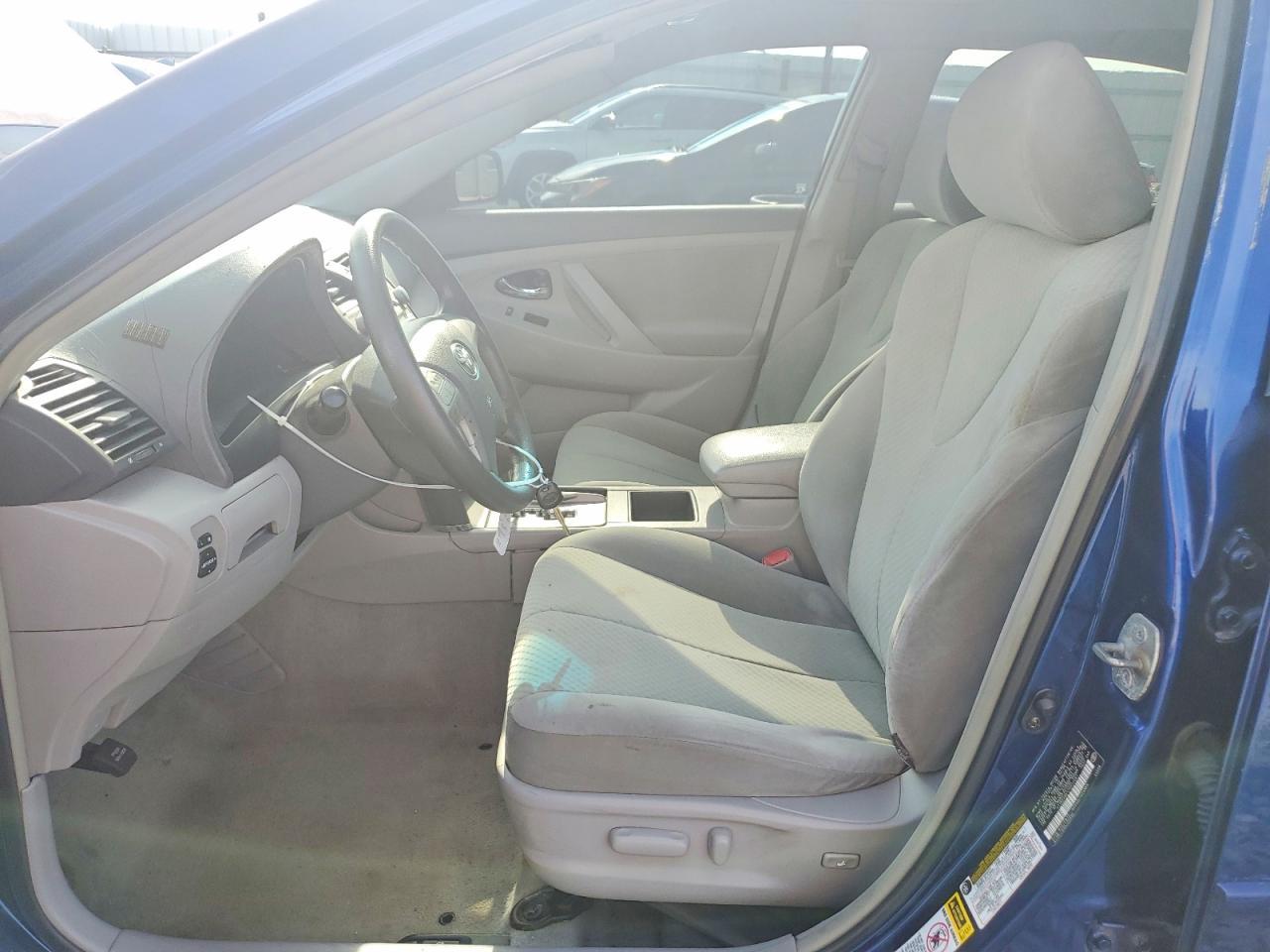 2007 Toyota Camry Le - Image 7