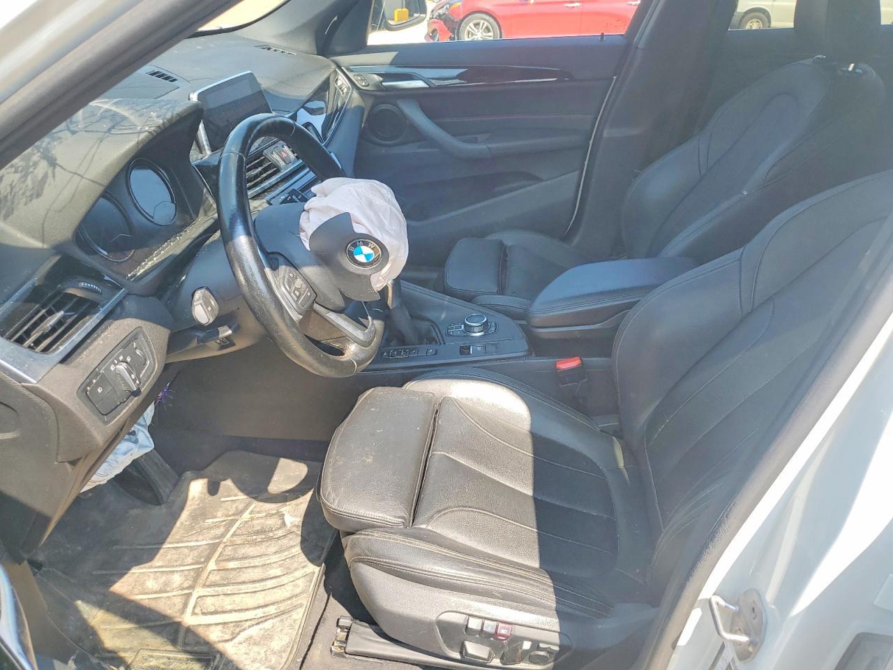 2018 BMW X1 xDrive28I - Фото 7