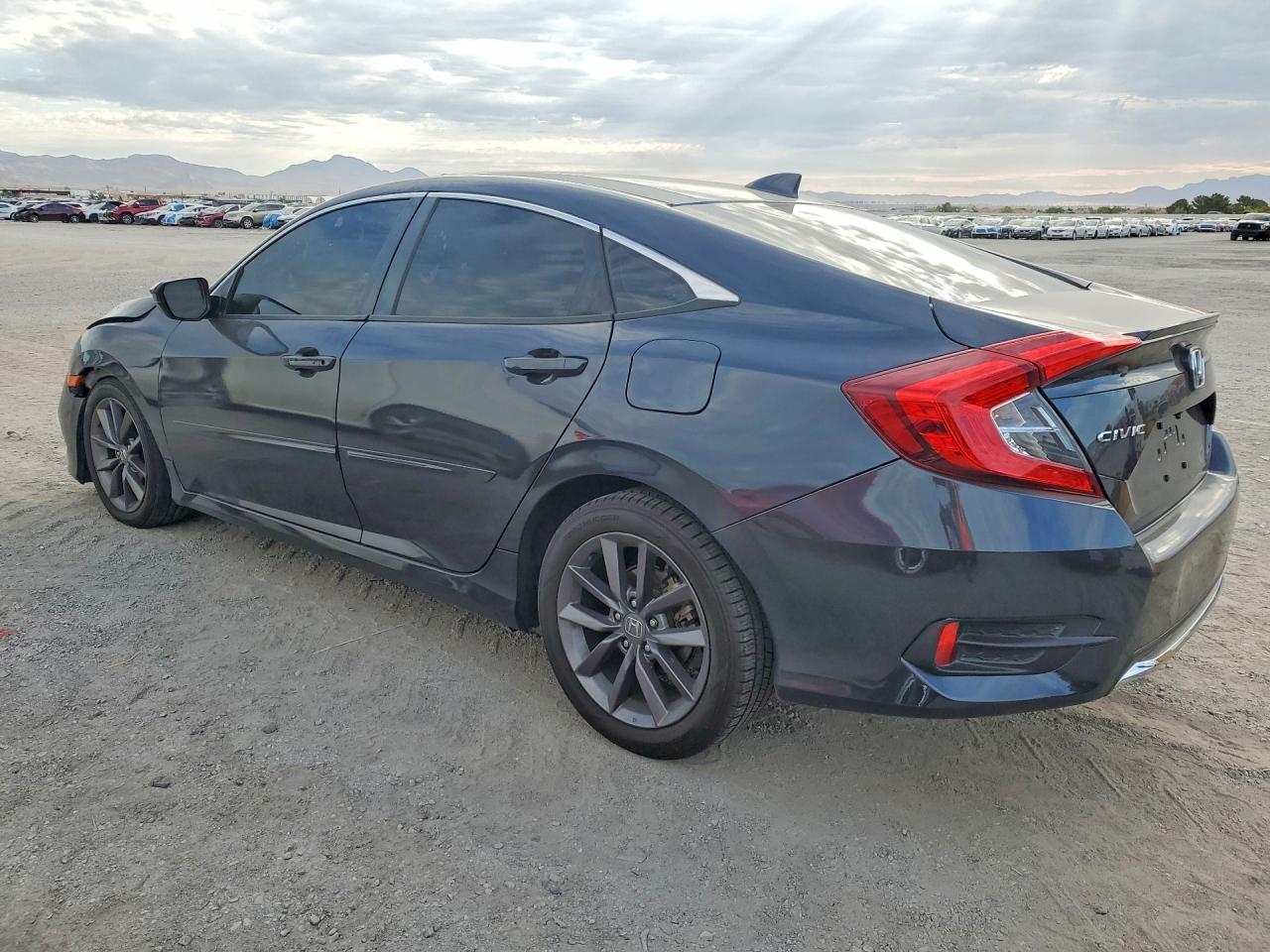 2020 Honda Civic Ex - Image 2