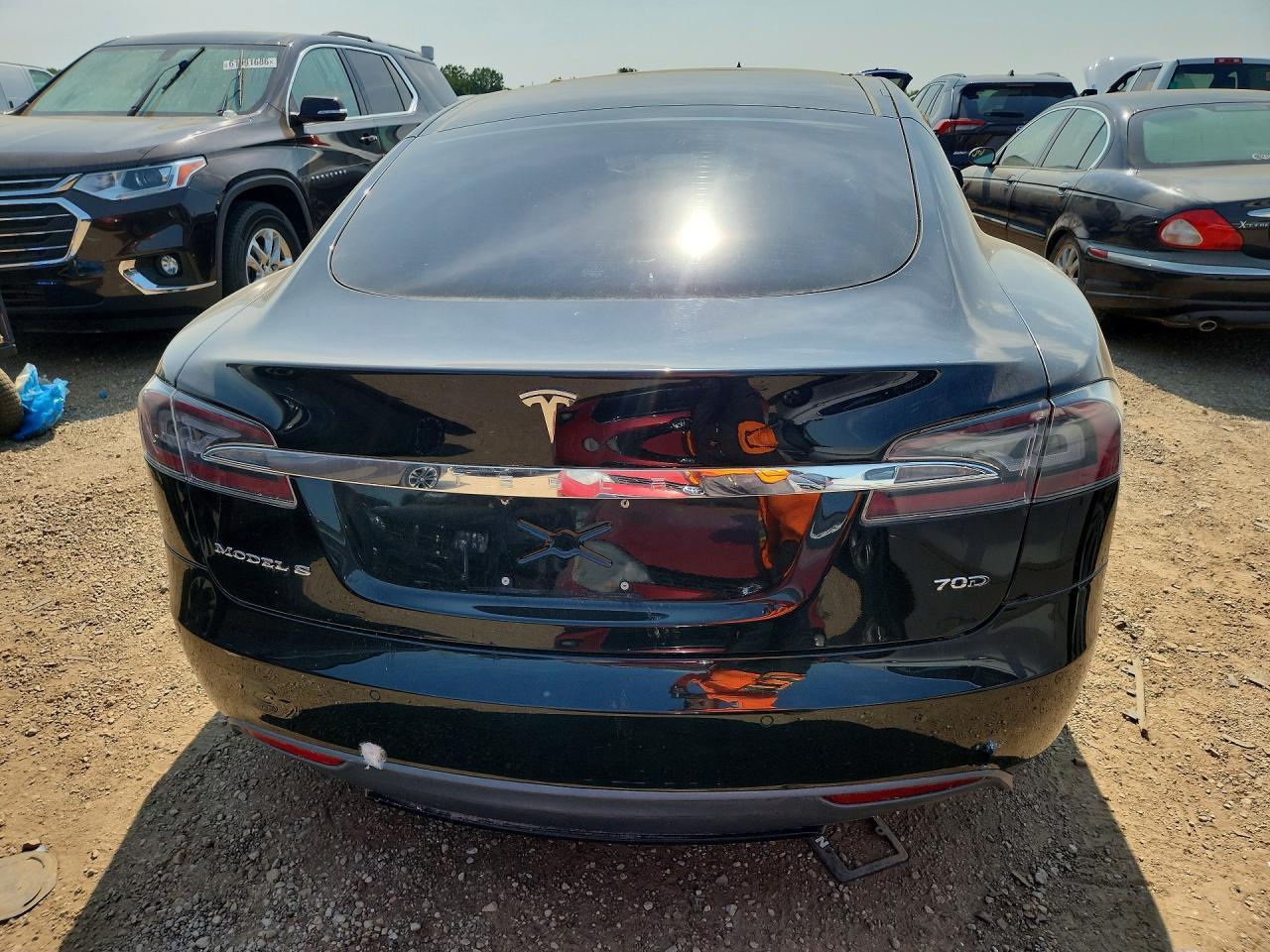 2015 Tesla Model S 70D - Image 6