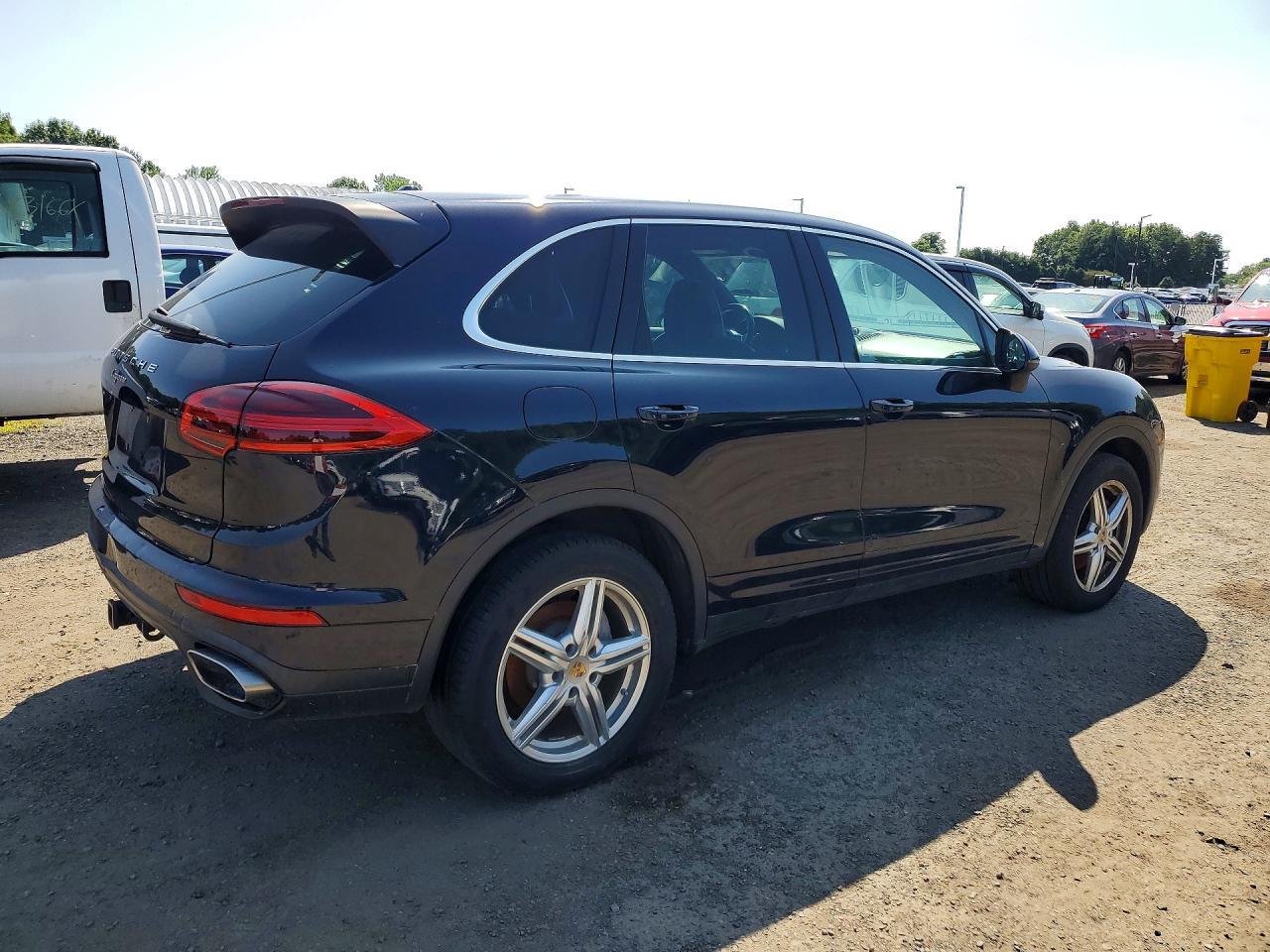 2016 Porsche Cayenne Base - Фото 3