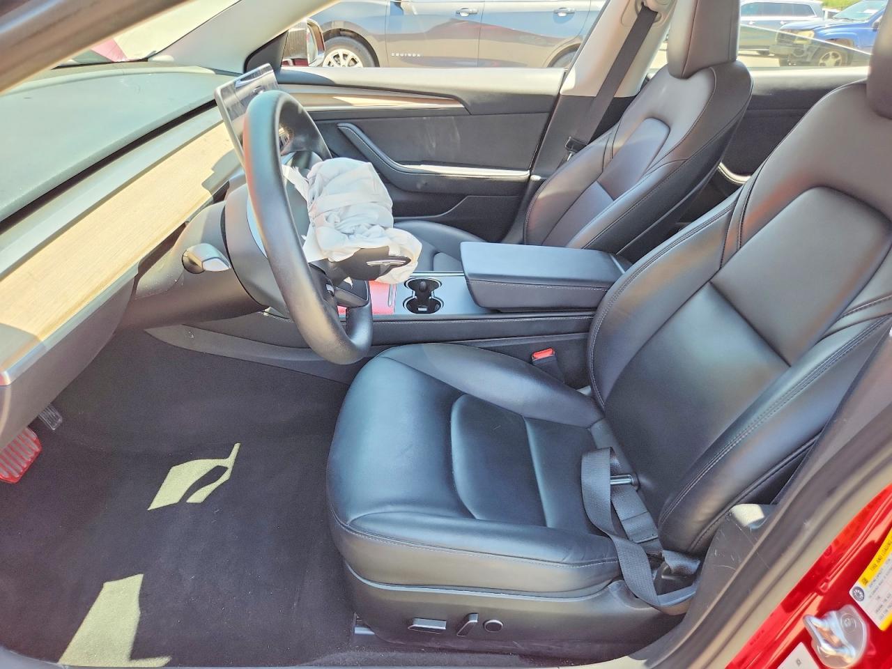 2023 Tesla Model 3 - Фото 7