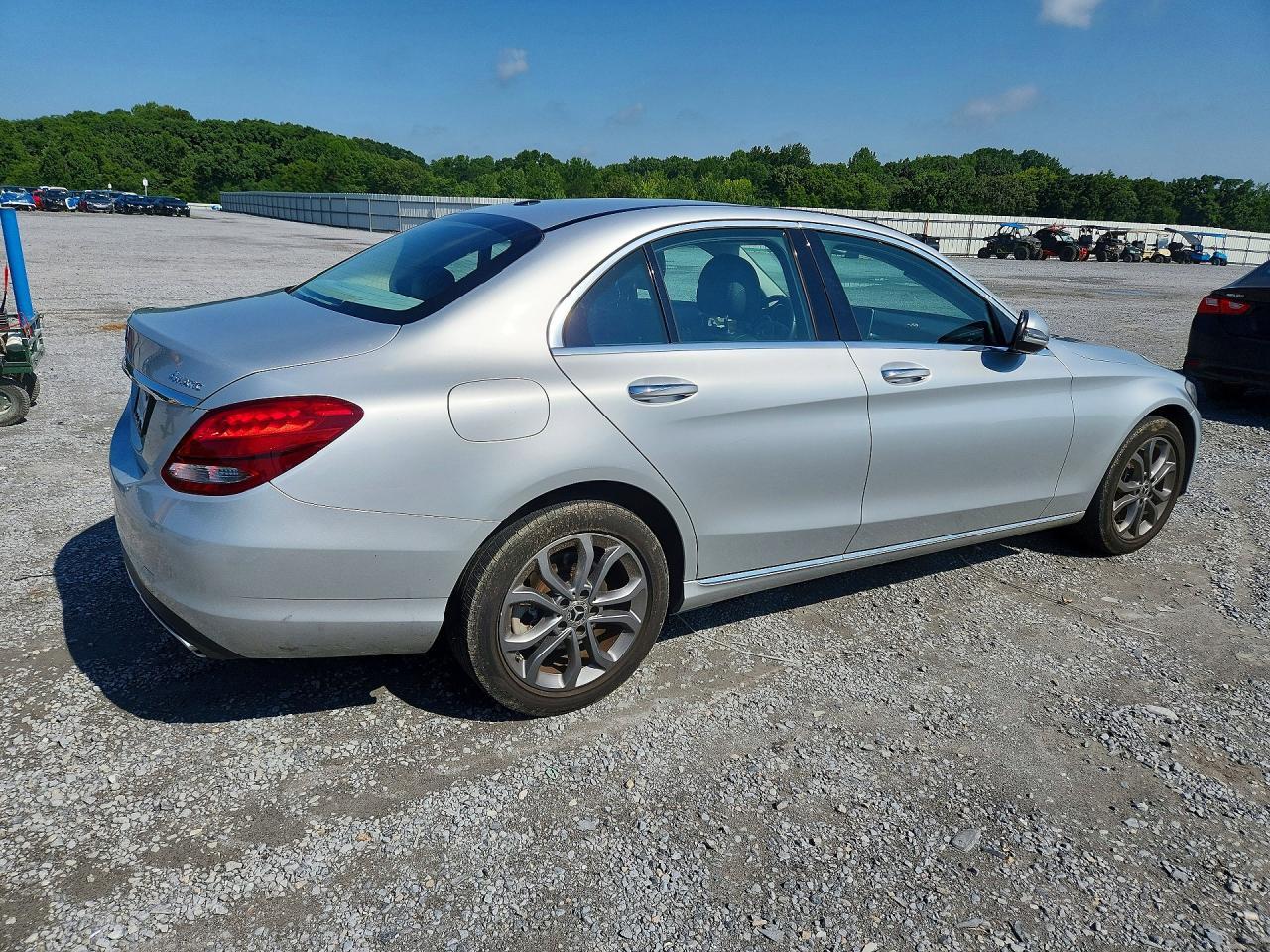 2018 Mercedes-Benz C 300 4Matic - Фото 3