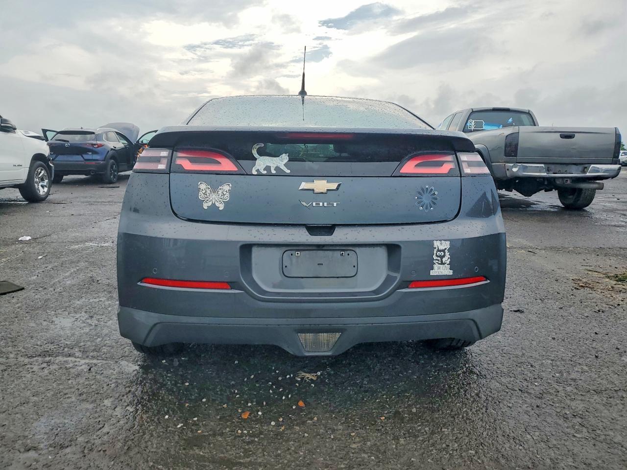 2013 Chevrolet Volt - Image 6