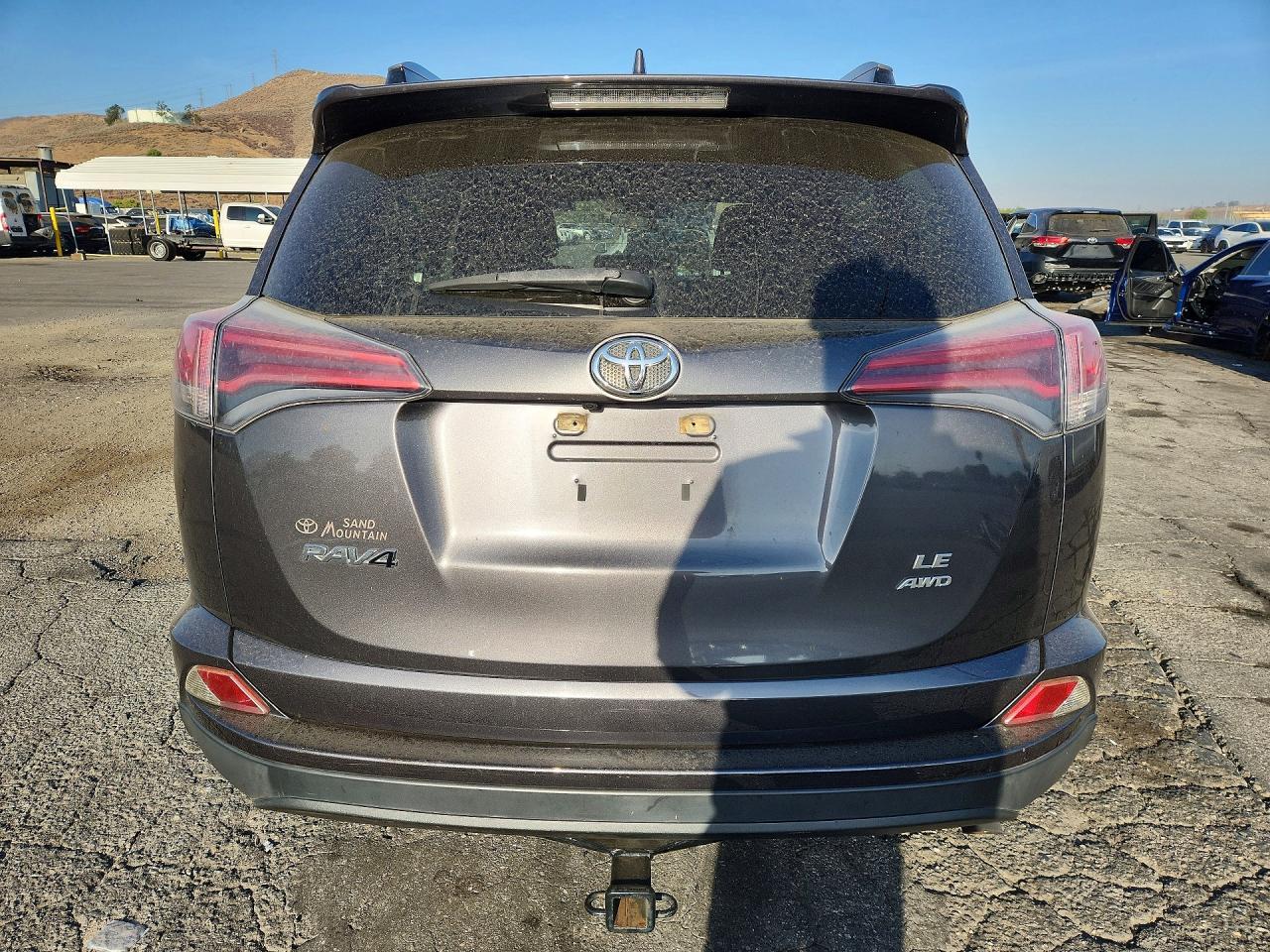 2017 Toyota Rav4 Le - Фото 6