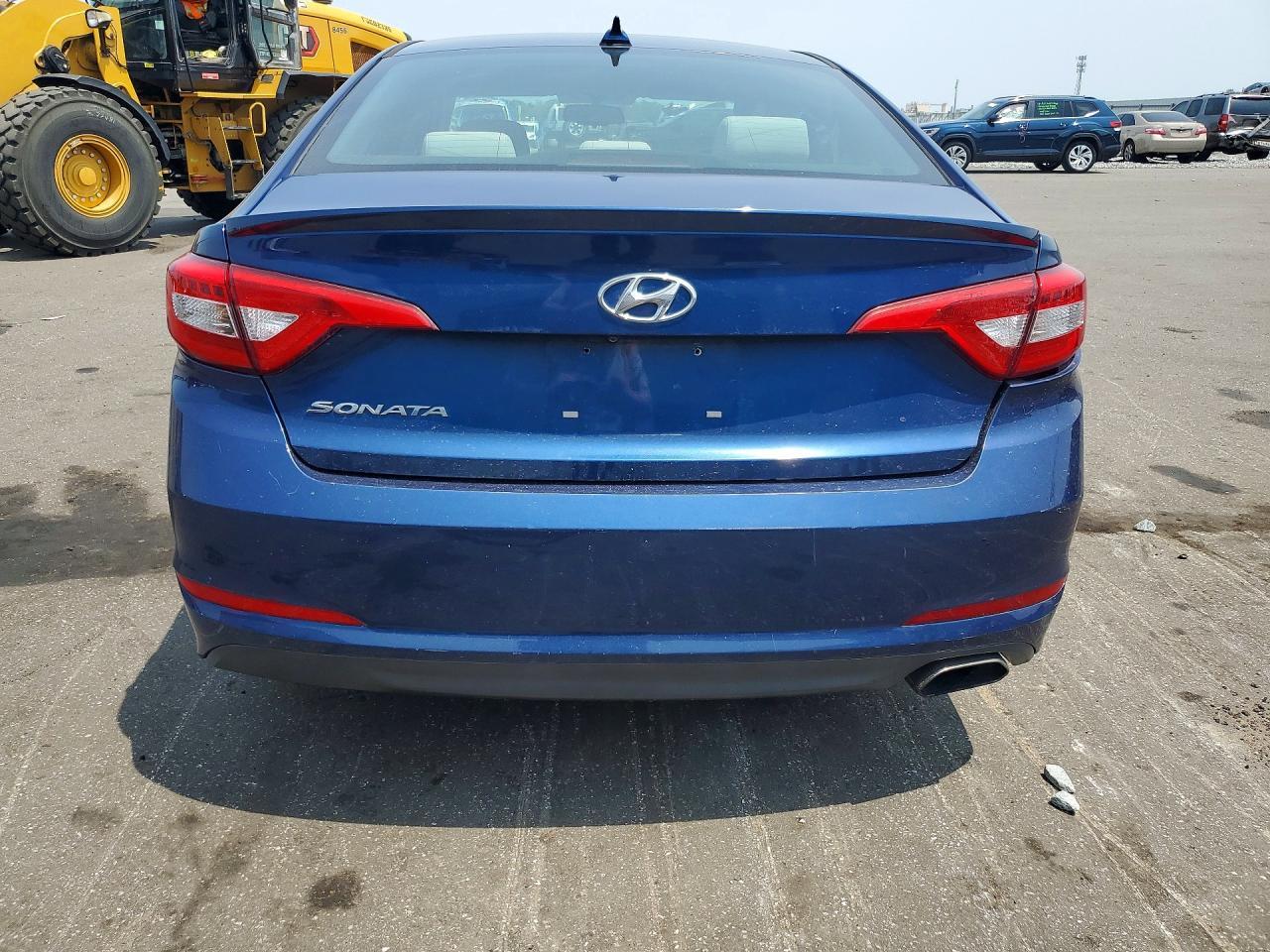 2017 Hyundai Sonata Se - Image 6