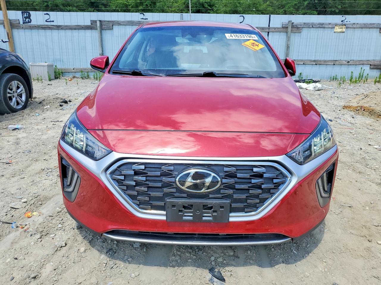 2022 Hyundai Ioniq Sel - Image 5