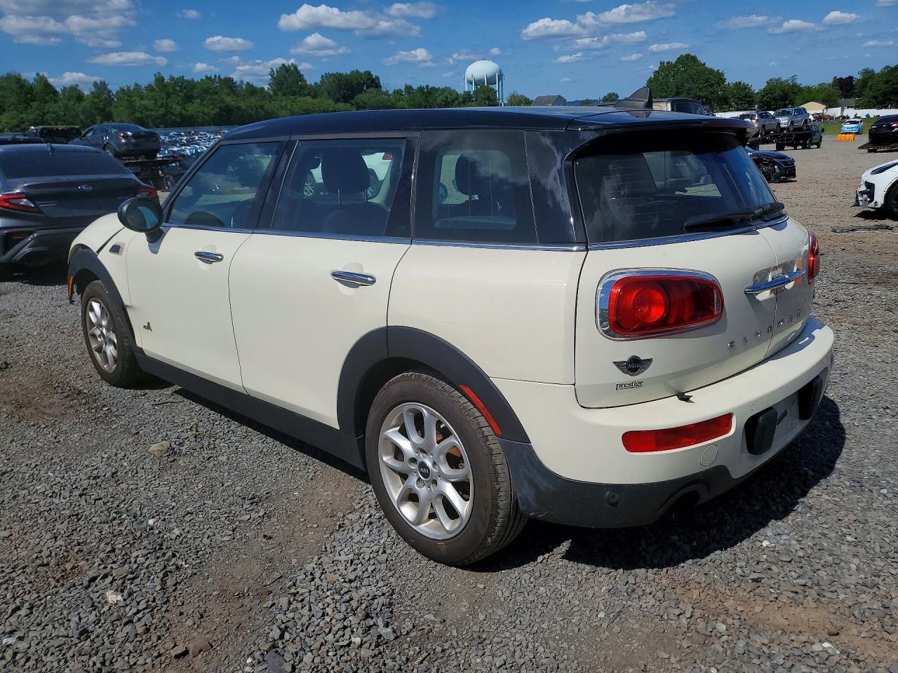 2017 Mini Cooper Clubman All4 - Image 2
