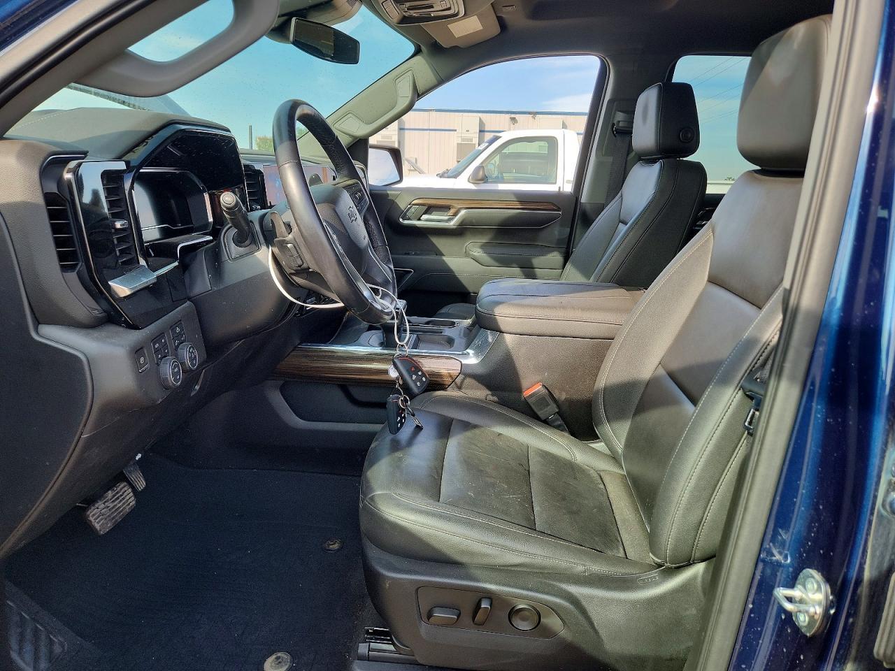 2023 Chevrolet Silverado K1500 Rst - Фото 7
