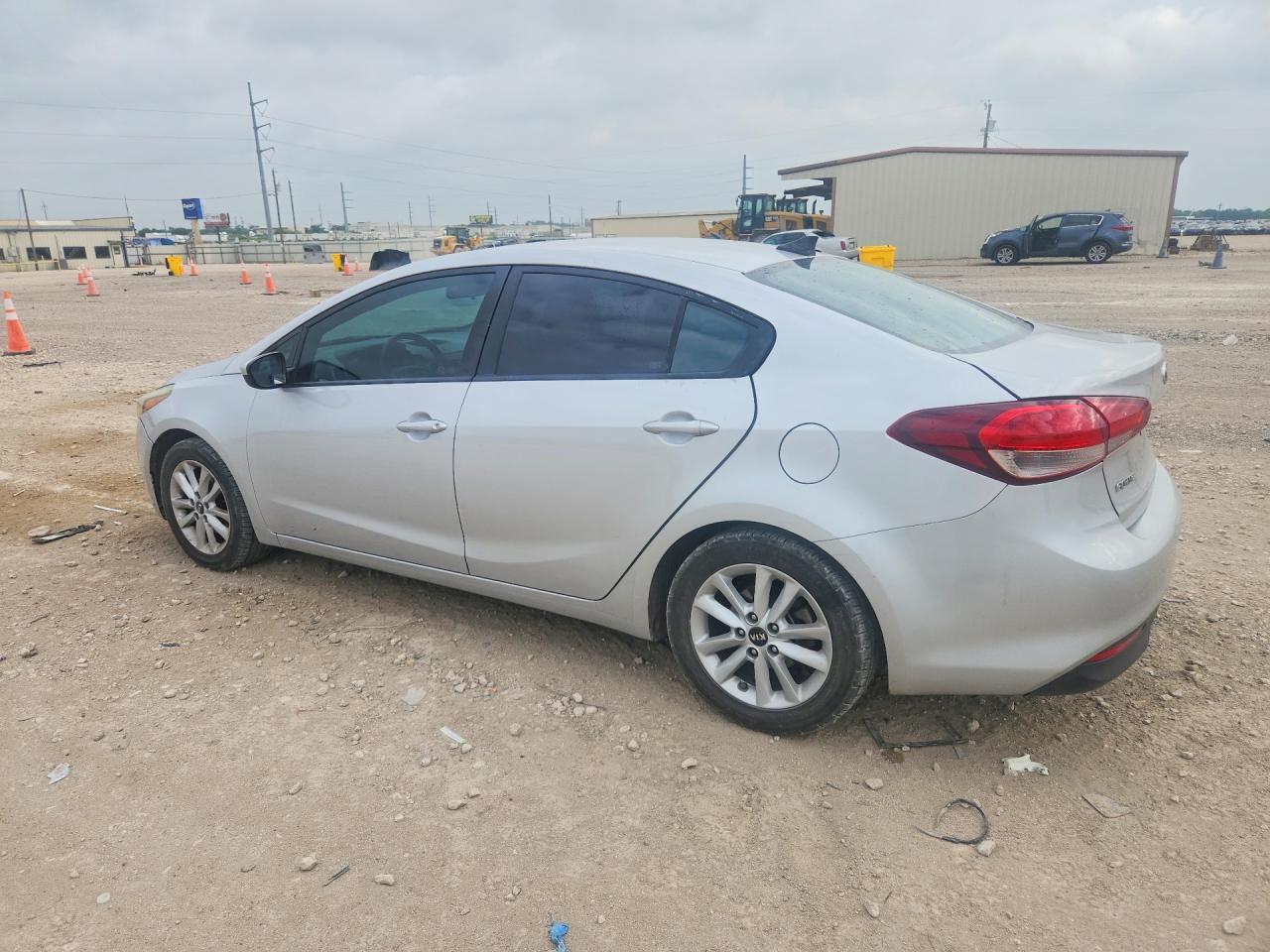 2017 Kia Forte Lx - Фото 2