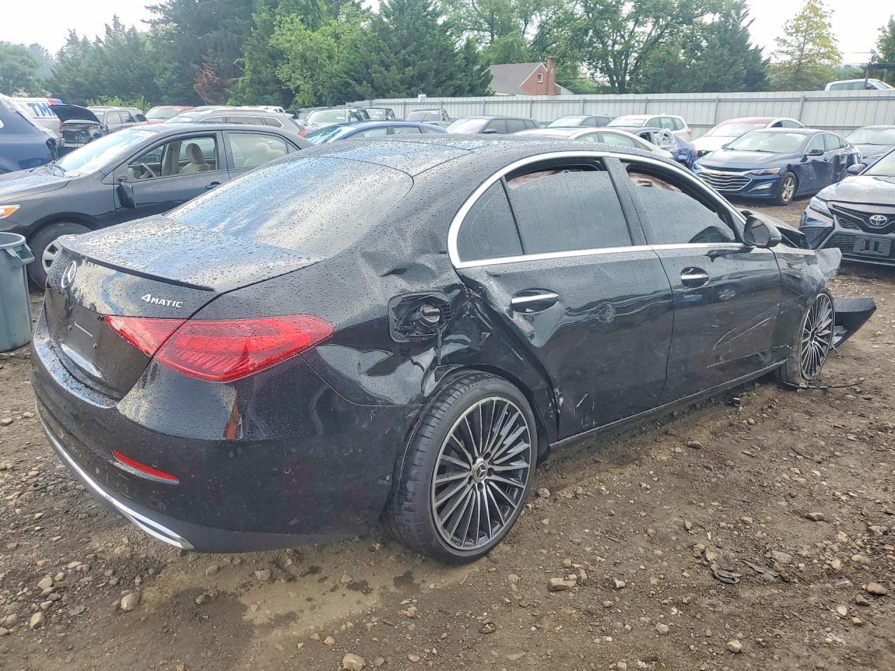 2026 Mercedes-Benz C 300 4Matic - Image 3
