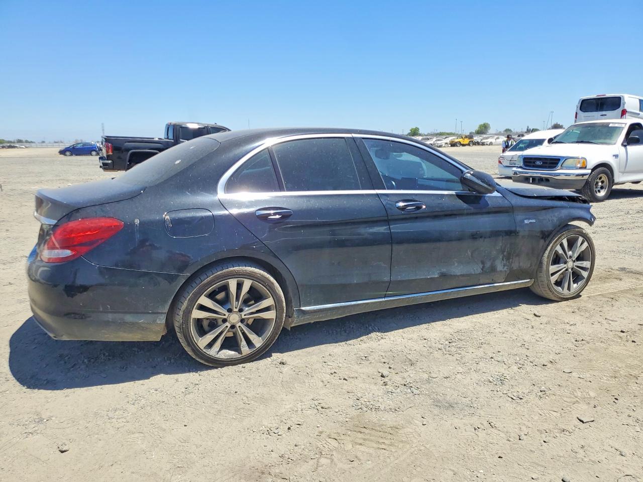 2016 Mercedes-Benz C 300 - Фото 3
