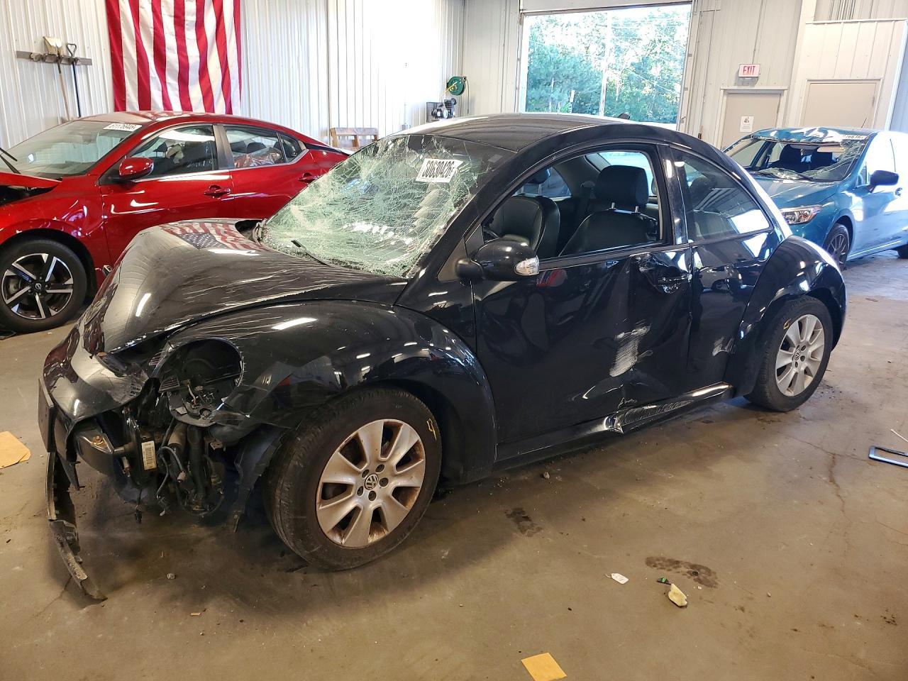 2010 Volkswagen New Beetle