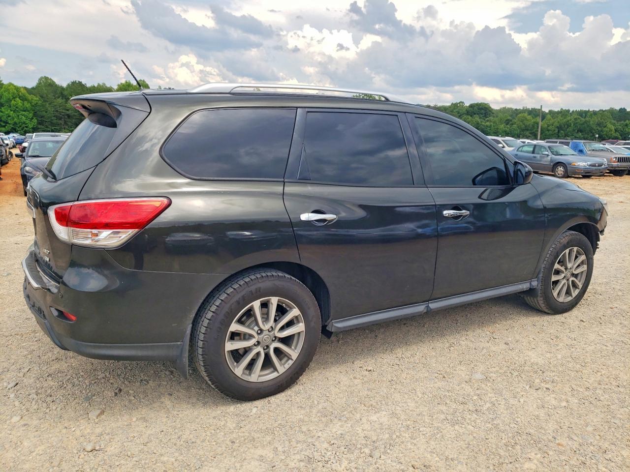 2015 Nissan Pathfinder Sv - Image 3