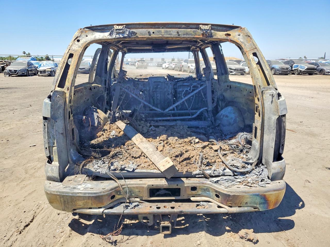 2003 GMC Yukon Xl C1500 - Фото 6