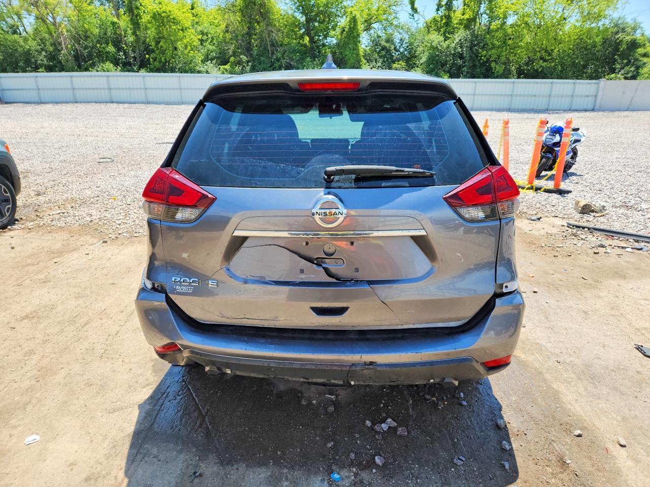 2018 Nissan Rogue S - Фото 6