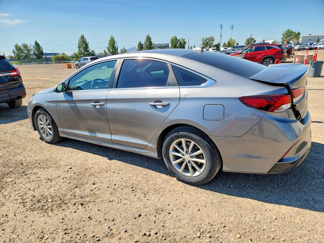 2019 Hyundai Sonata Se - Image 2