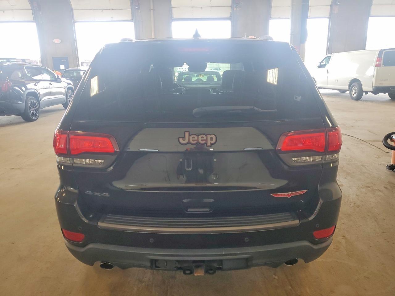 2017 Jeep Grand Cherokee Trailhawk - Фото 6