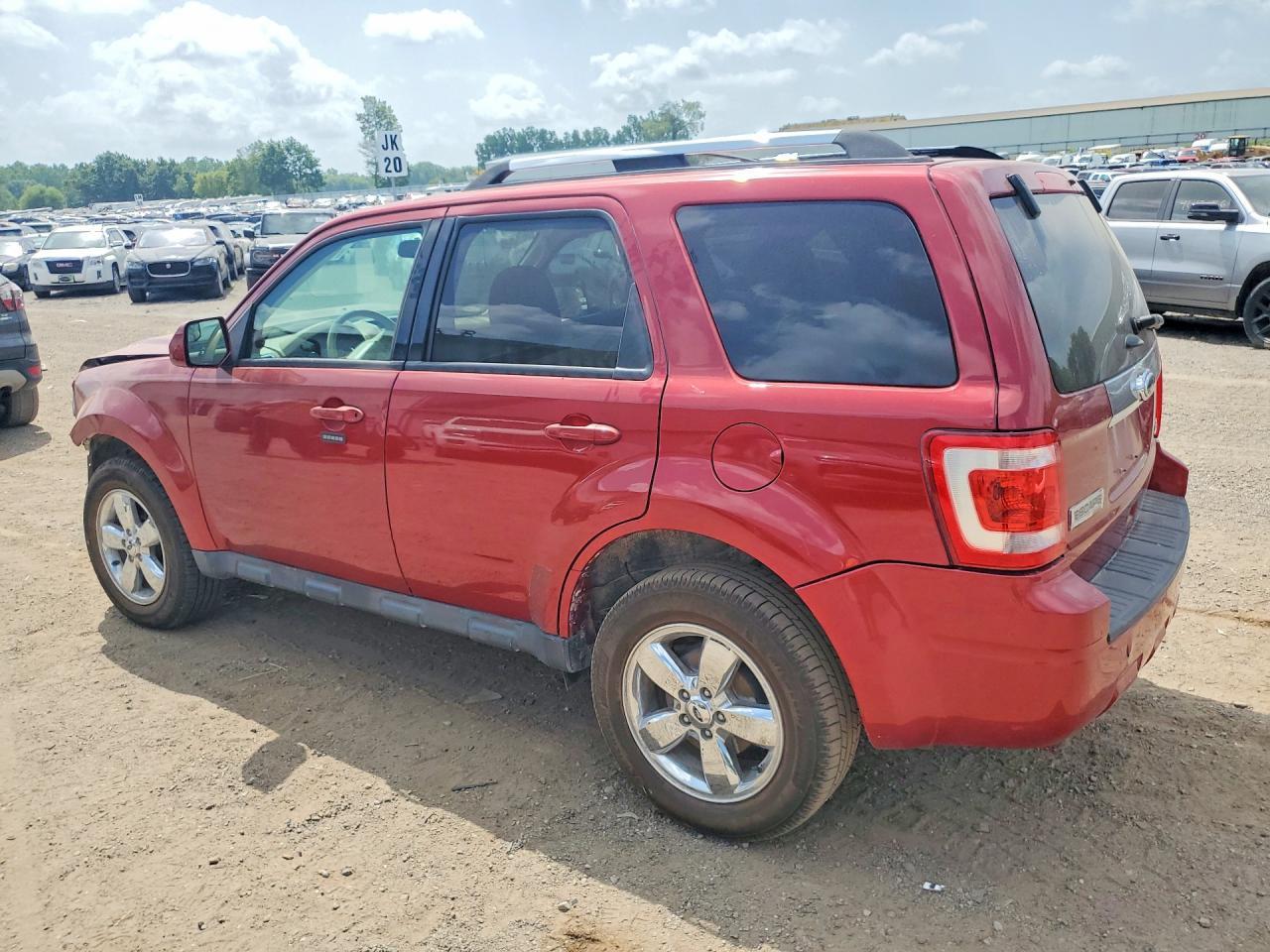 2012 Ford Escape Limited - Фото 2