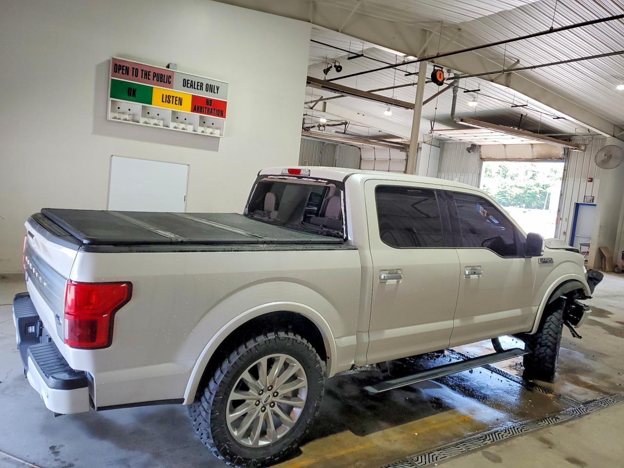 2019 Ford F150 Supercrew - Фото 3