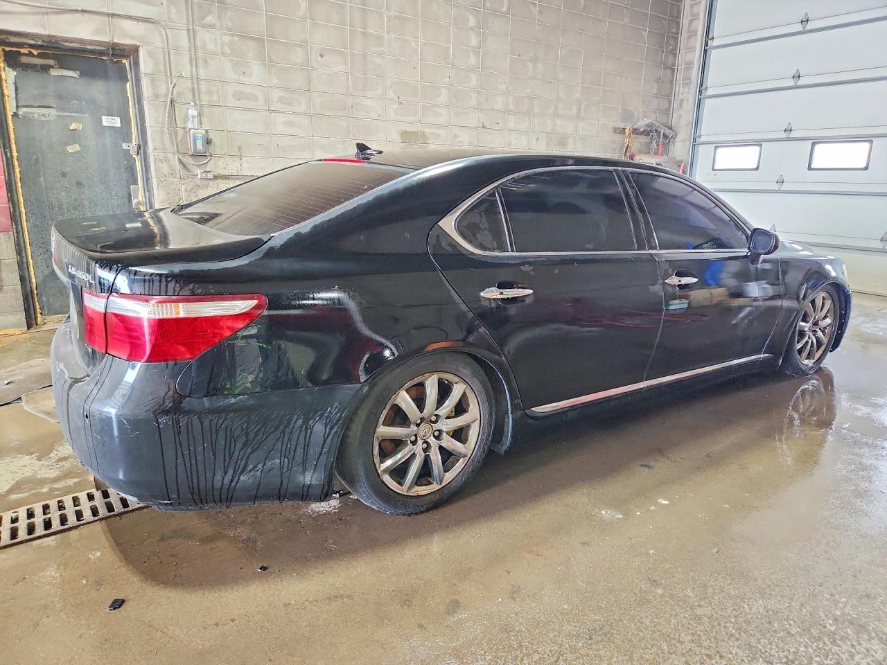 2009 Lexus Ls 460L - Image 3