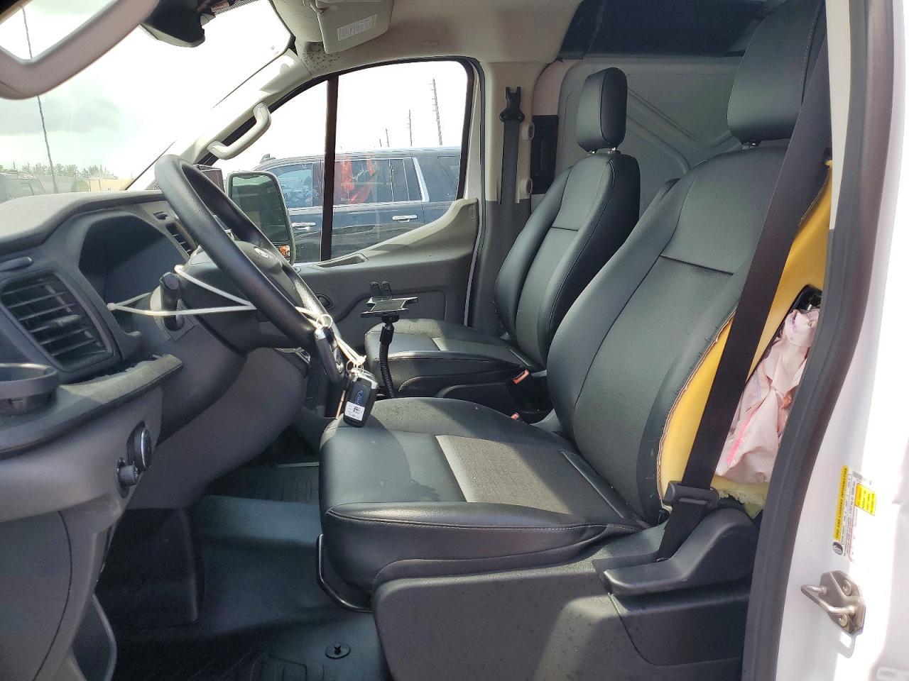 2026 Ford Transit T-250 - Фото 7