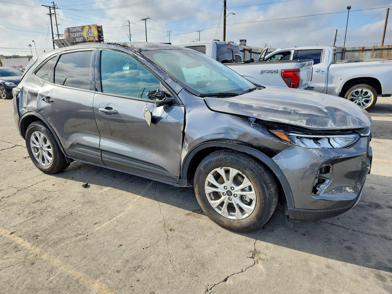 2025 Ford Escape Active - Image 4