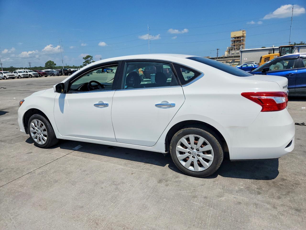 2019 Nissan Sentra S - Фото 2
