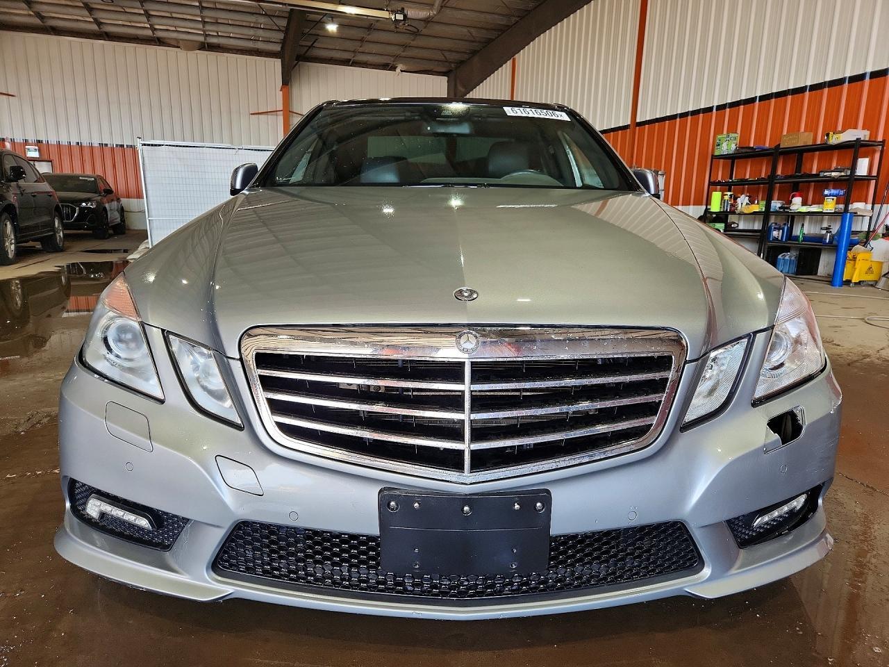 2011 Mercedes-Benz E 550 4Matic - Фото 5