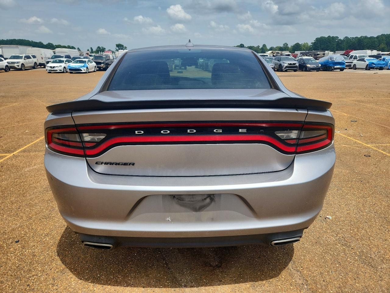 2016 Dodge Charger Sxt - Image 6